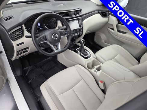 Used 2019 Nissan Rogue Sport SL w/ Premium Package image 31