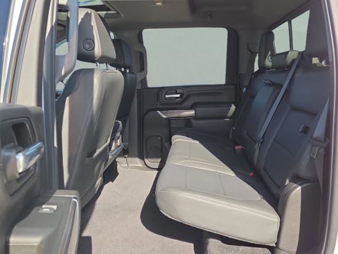 Used 2022 Chevrolet Silverado 2500 LTZ w/ LTZ Plus Package image 26