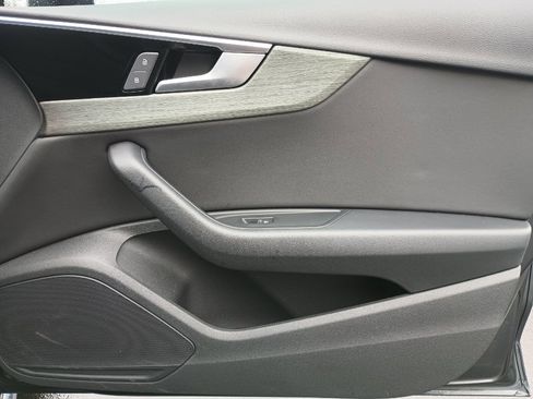 Used 2021 Audi A4 2.0T Premium w/ Convenience Package image 36