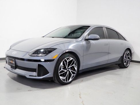 Used 2023 Hyundai Ioniq 6 SEL RWD image 8
