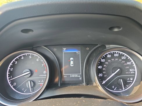 Used 2023 Toyota Camry SE image 18