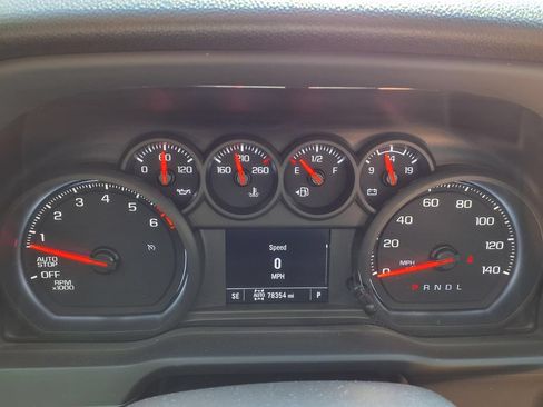 Used 2024 Chevrolet Silverado 1500 Custom Trail Boss AWD/4WD image 21