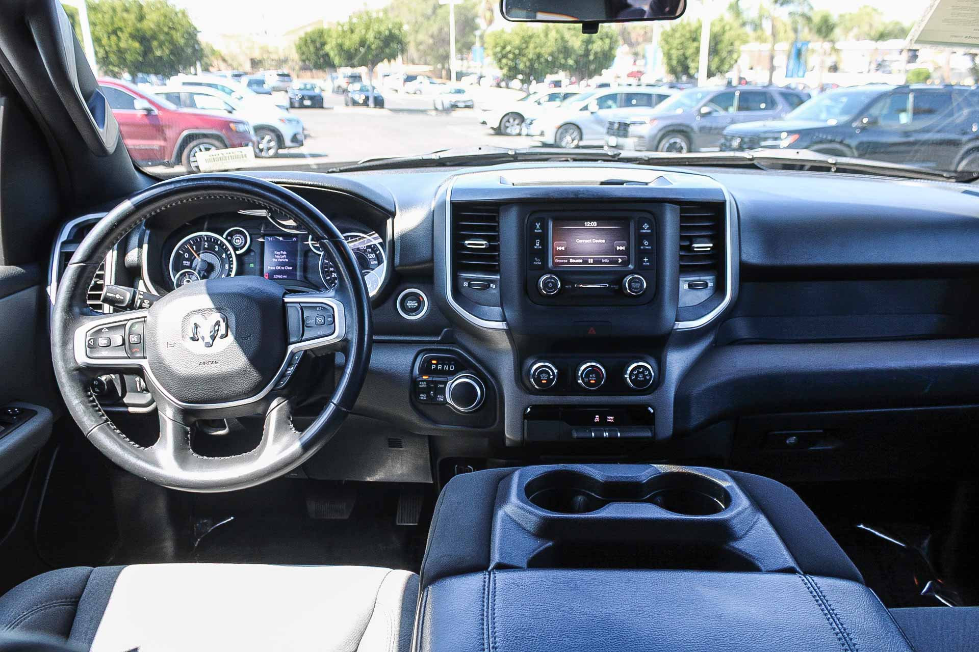 Used 2022 RAM 1500 Big Horn AWD/4WD image 14