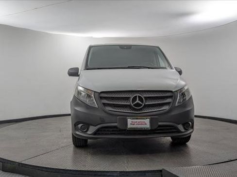 Used 2020 Mercedes-Benz Metris image 12