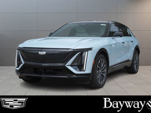 New 2026 Cadillac Lyriq Sport w/ LPO, Floor Liner Package image 1