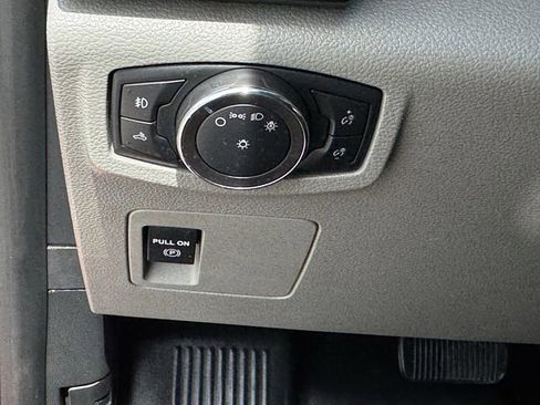 Used 2018 Ford F150 XL w/ Equipment Group 101A Mid RWD image 22