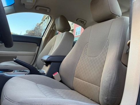 Used 2010 Ford Fusion SE FWD image 46
