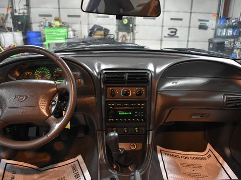 Used 2002 Ford Mustang GT image 17