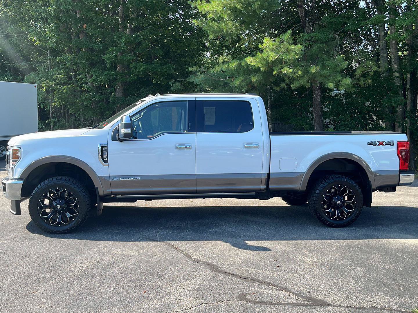 Used 2022 Ford F250 King Ranch w/ King Ranch Ultimate Package AWD/4WD image 5