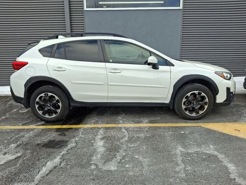 Certified 2023 Subaru Crosstrek 2.0i Premium image 7