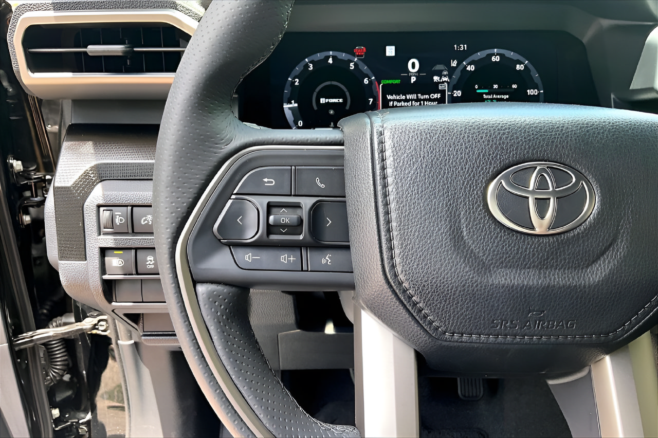 Used 2026 Toyota 4Runner Limited AWD/4WD image 10