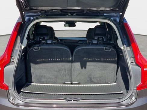 Used 2023 Volvo XC90 B6 Plus w/ Protection Package Premier image 12