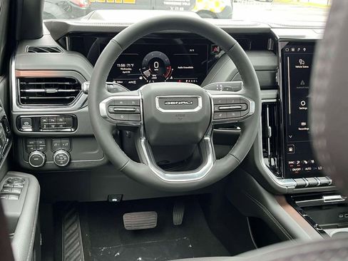 New 2026 GMC Yukon XL Denali w/ Sun & Power Step Package AWD/4WD image 12
