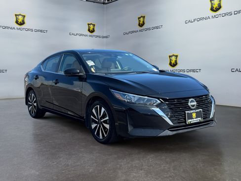 Used 2024 Nissan Sentra SV w/ SV Premium Package FWD image 7