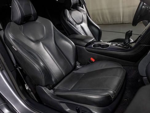 Used 2018 INFINITI Q60 Red Sport 400 w/ Sensory Package 3.0T Sport image 28