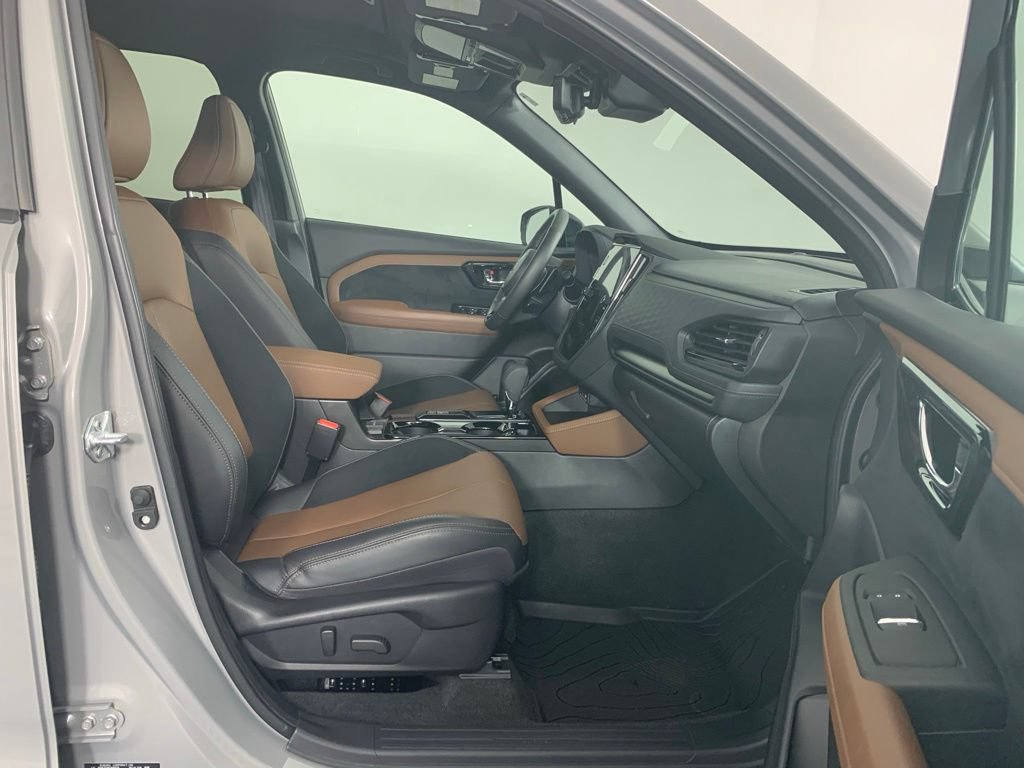 Used 2026 Subaru Forester Touring AWD/4WD image 24