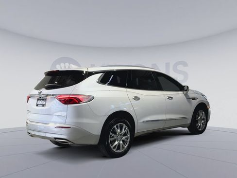 Used 2024 Buick Enclave Essence w/ Experience Buick Package FWD image 11