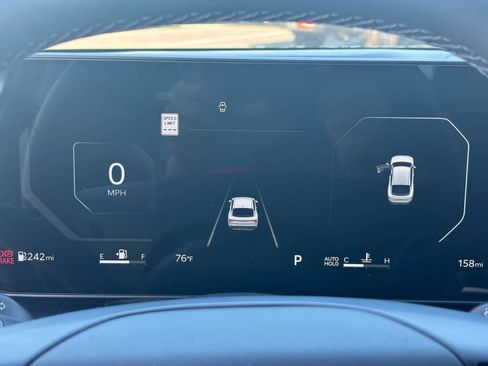 Used 2025 Kia K4 EX image 19