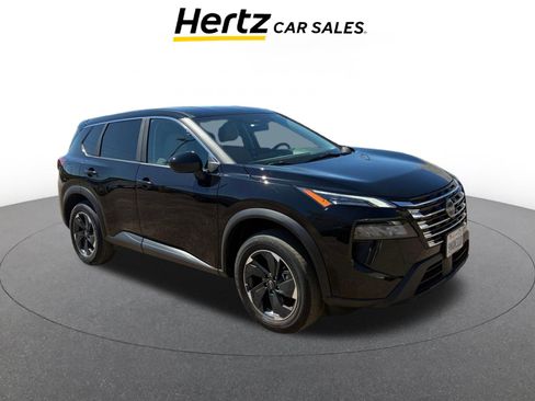 Used 2025 Nissan Rogue SV image 1