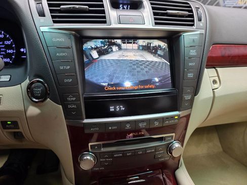 Used 2010 Lexus LS 460 image 23