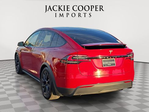 Used 2022 Tesla Model X image 7