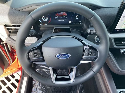 New 2026 Ford Explorer Platinum image 33