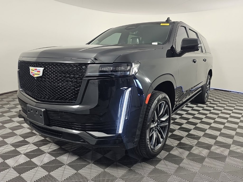 Used 2022 Cadillac Escalade ESV Sport Platinum RWD image 2