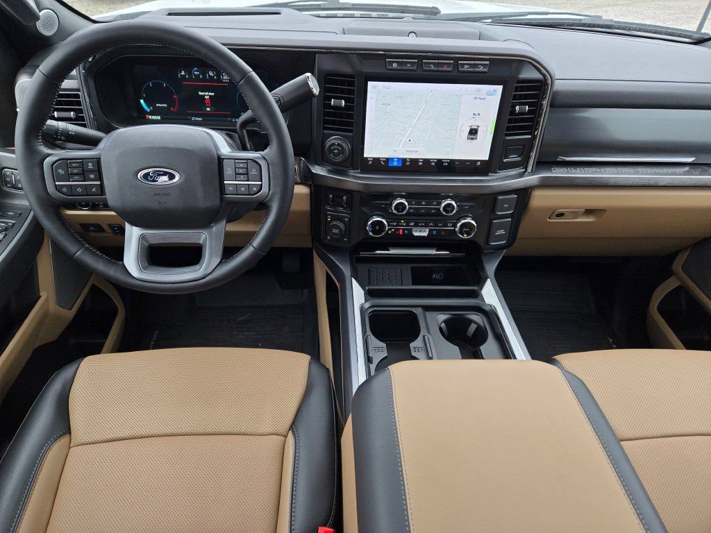 Used 2024 Ford F350 Lariat w/ Lariat Ultimate Package AWD/4WD image 14