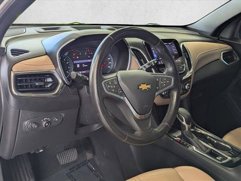 Used 2022 Chevrolet Equinox Premier FWD image 10
