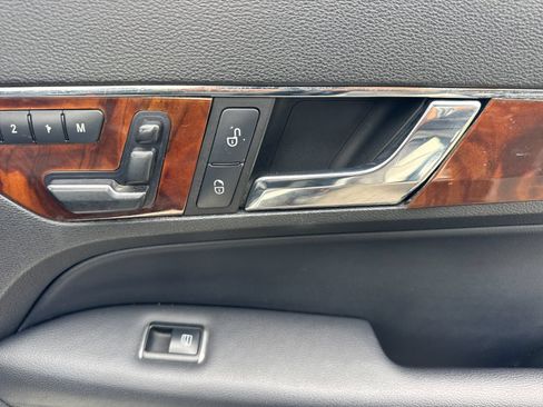 Used 2012 Mercedes-Benz E 350 Cabriolet image 17