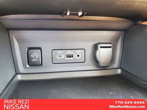 New 2025 Nissan Sentra SV w/ SV Premium Package image 18