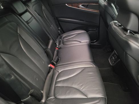 Used 2017 Lincoln MKX Reserve image 19