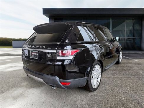 Used 2017 Land Rover Range Rover Sport HSE image 4