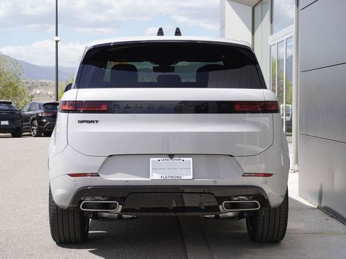 New 2026 Land Rover Range Rover Sport Dynamic SE AWD/4WD image 5