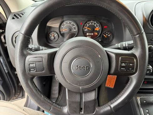 Used 2016 Jeep Patriot Latitude image 16