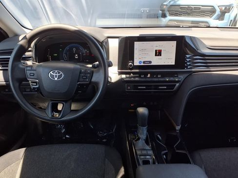 Certified 2025 Toyota Camry LE FWD image 25