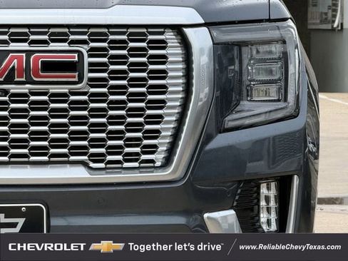 Used 2021 GMC Yukon Denali w/ Advanced Technology Package AWD/4WD image 4