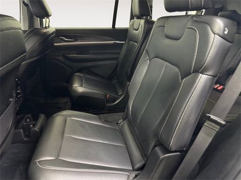 Used 2023 Jeep Grand Cherokee L Limited image 6
