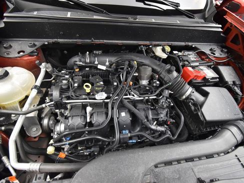 Used 2023 Ford Maverick Lariat w/ Lariat Luxury Package image 16