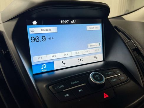Used 2018 Ford Escape SE w/ SE Sync 3 Package AWD/4WD image 14