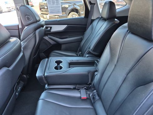 Used 2023 Acura MDX SH-AWD w/ Technology Package image 16