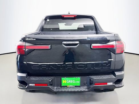 Used 2022 Hyundai Santa Cruz SE w/ Cargo Package image 8