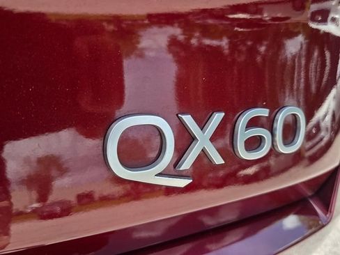 Used 2026 INFINITI QX60 Luxe w/ Cargo Package FWD image 18