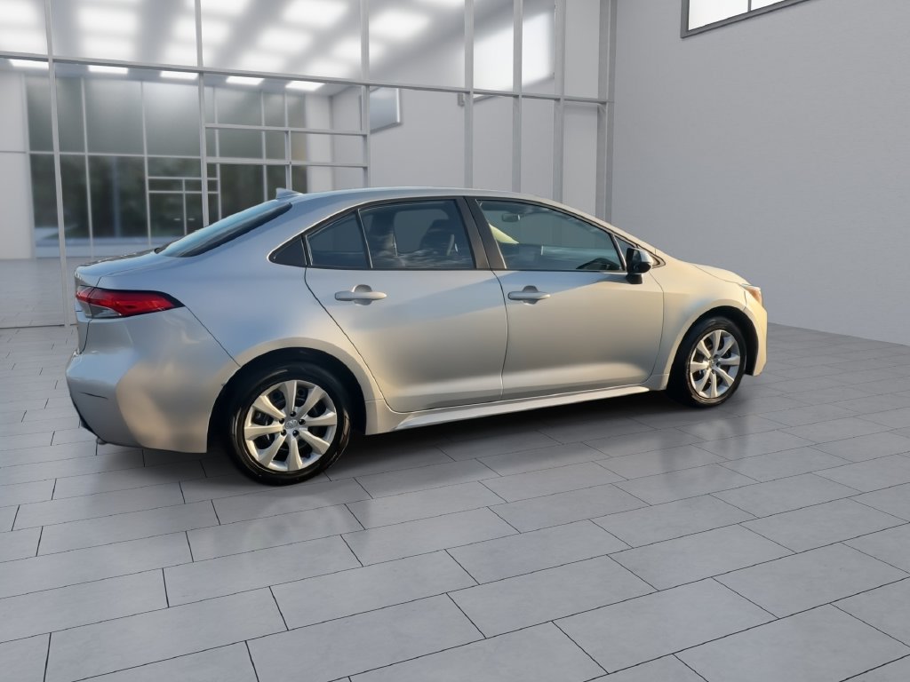Used 2023 Toyota Corolla LE FWD image 9