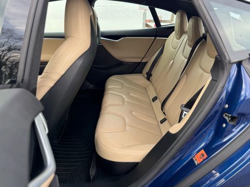 Used 2016 Tesla Model S 90D image 13