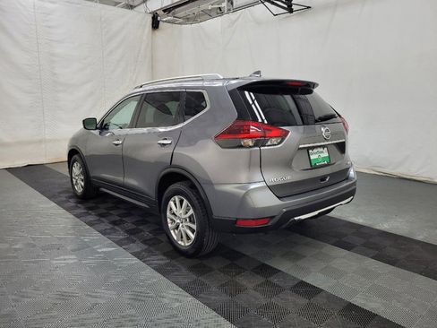 Used 2018 Nissan Rogue SV AWD/4WD image 5