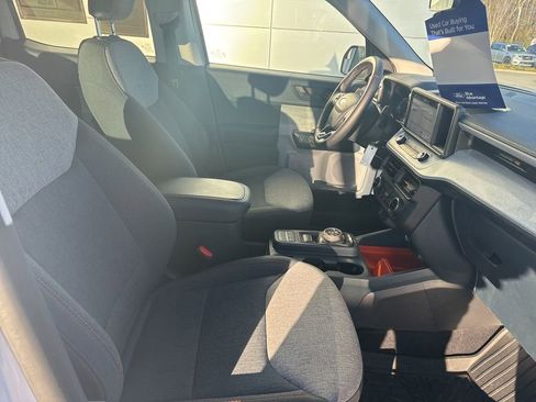 Certified 2024 Ford Maverick XLT w/ XLT Luxury Package image 28