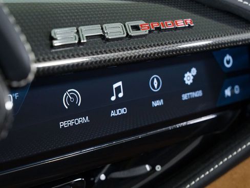 Used 2025 Ferrari SF90 Spider image 38