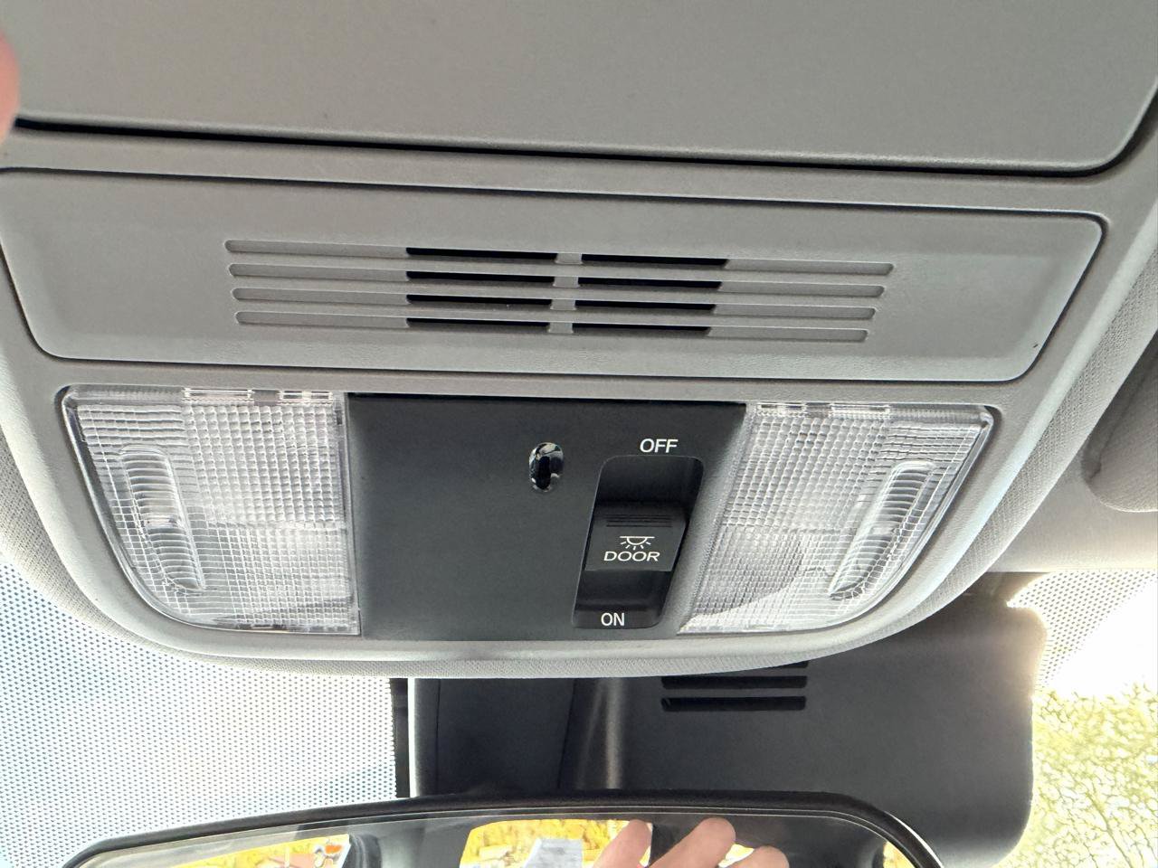 Used 2020 Honda Pilot EX image 17