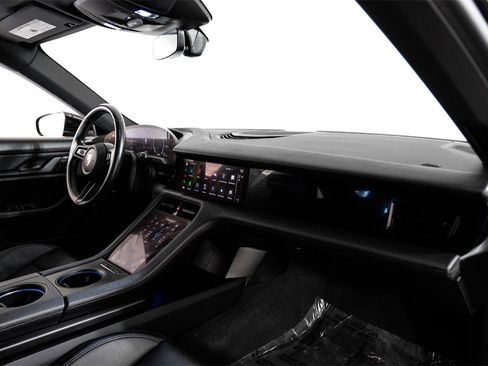Used 2020 Porsche Taycan 4S image 10